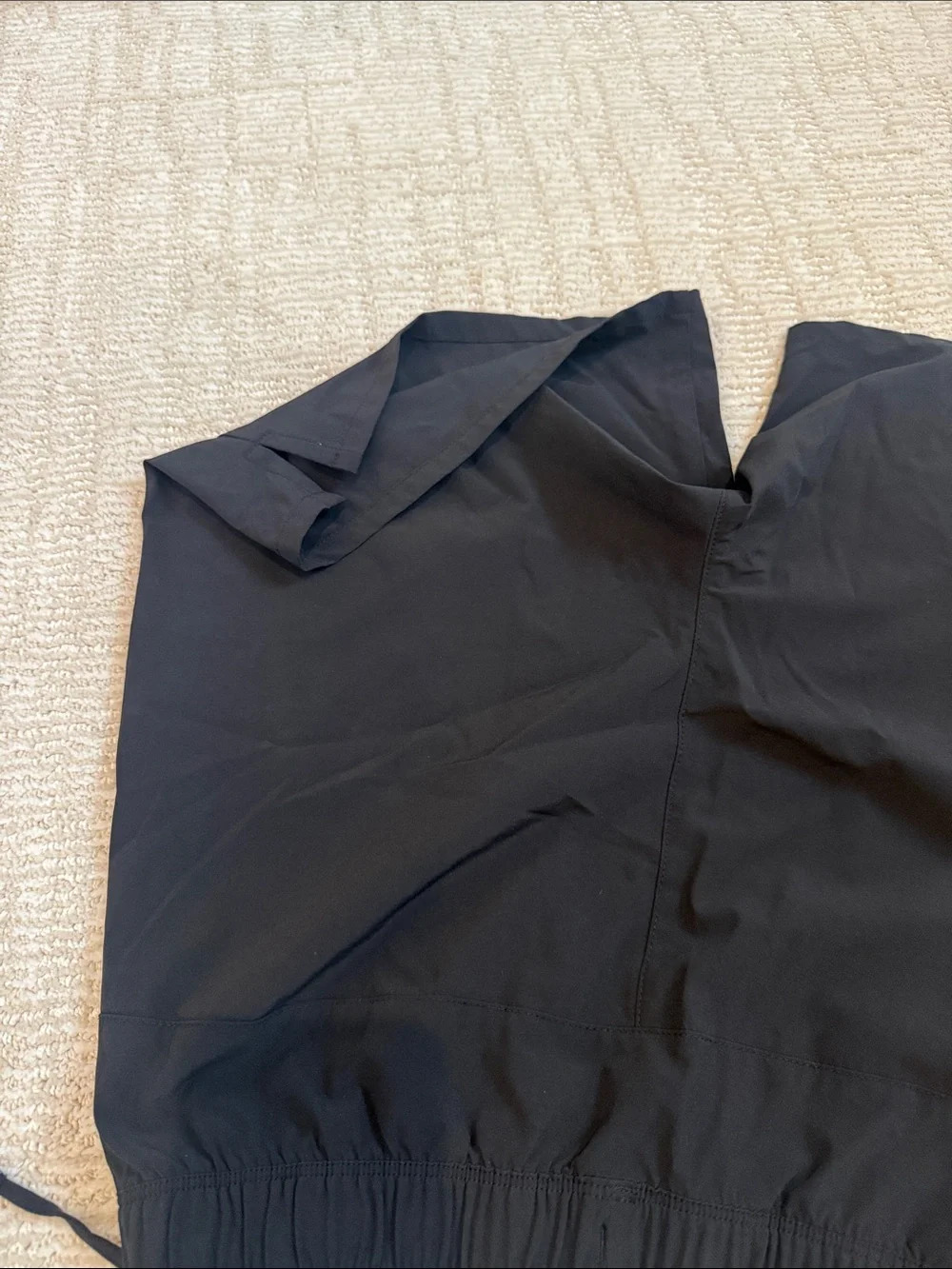 The North Face Black Athletic Shorts with Logo (Mens S)